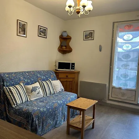 Cosy A 350m De La Avec Balcon Et Garage - - Fr-1-251-724 *